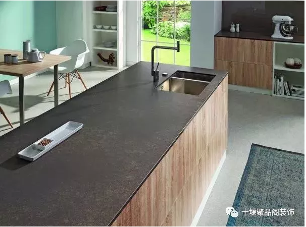 1535596377286935.png blob.png