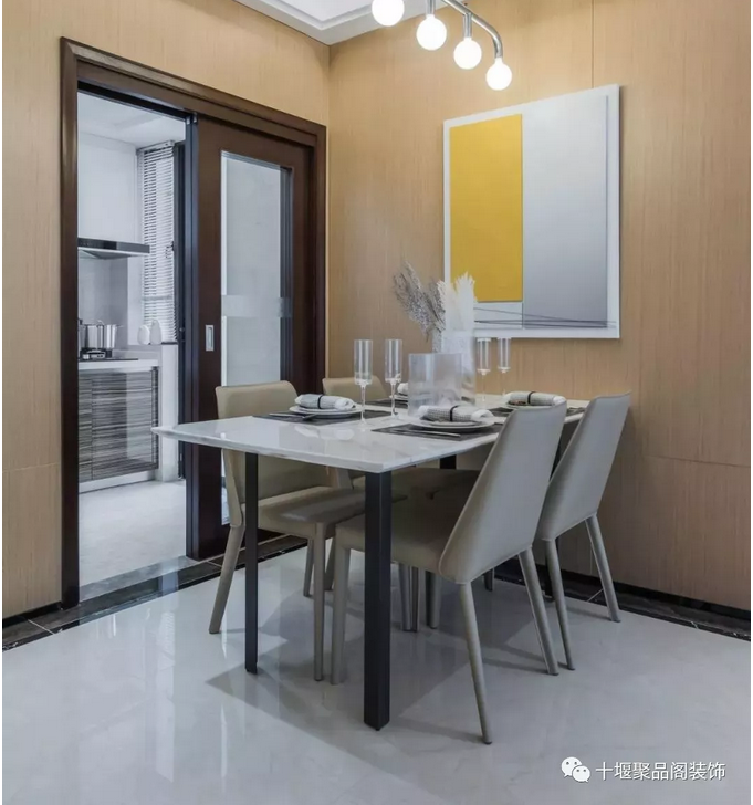 1536047991110690.png blob.png