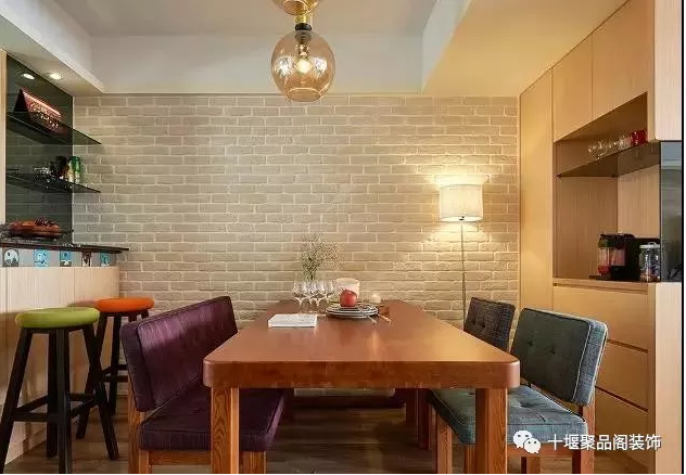 1520325734465388.png blob.png