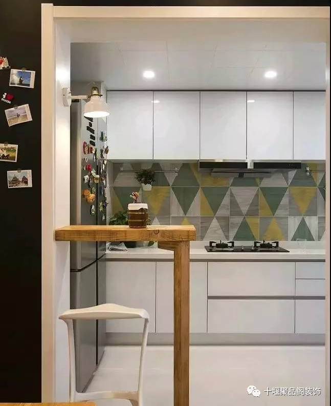 1524036084137533.png blob.png