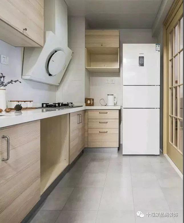 1524036130149621.png blob.png