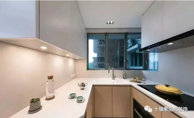 1524036164121250.png blob.png